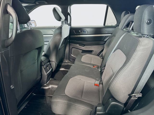 Certified 2019 Ford Explorer XLT w/ Equipment Group 201A image 18