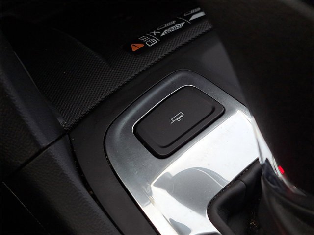 Used 2020 Chevrolet Equinox Premier image 17