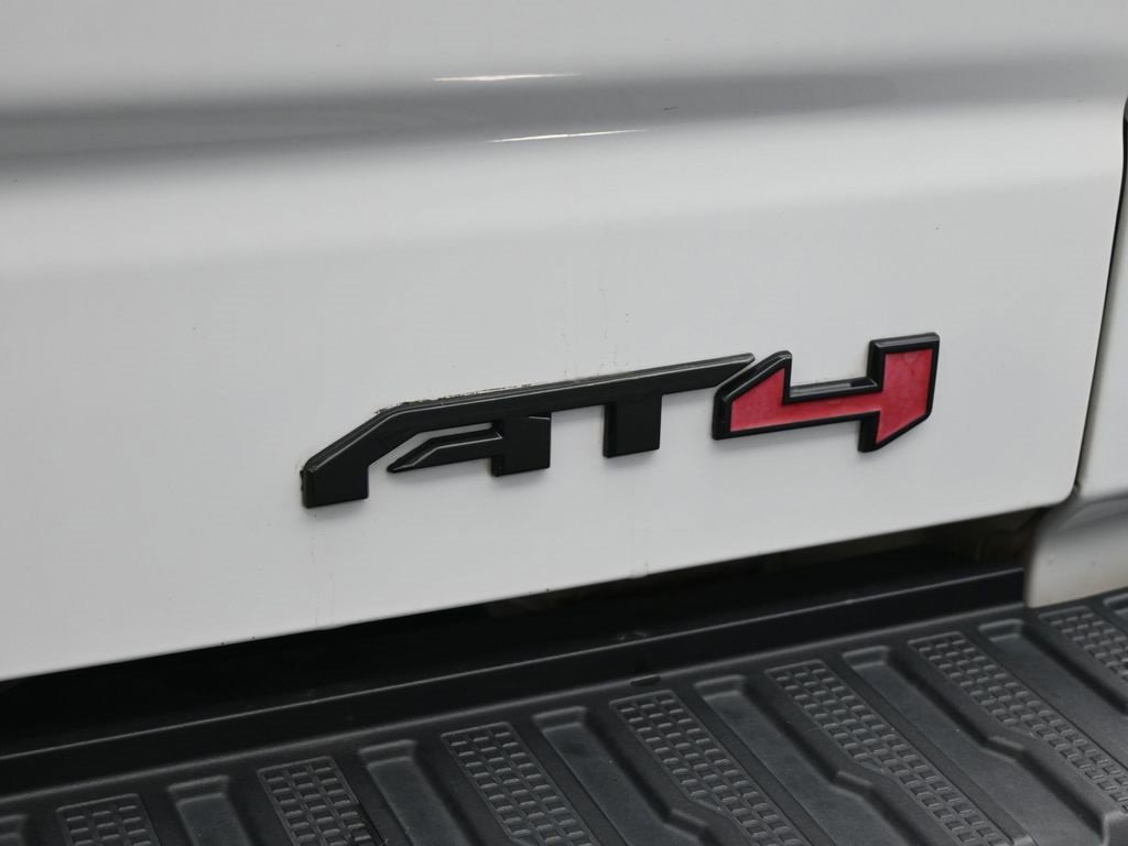 Used 2022 GMC Sierra 1500 AT4 w/ AT4 Premium Package image 16