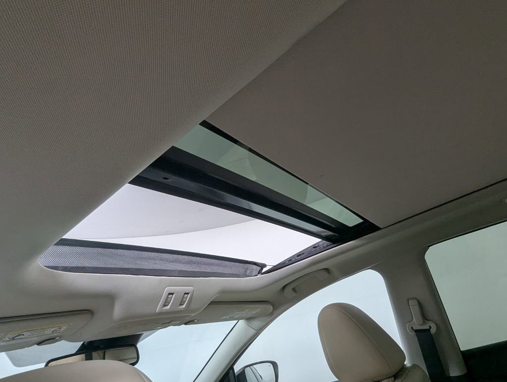 Used 2020 Nissan Murano Platinum w/ Cargo Package image 22