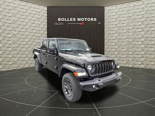New 2026 Jeep Gladiator Sport AWD/4WD image 3