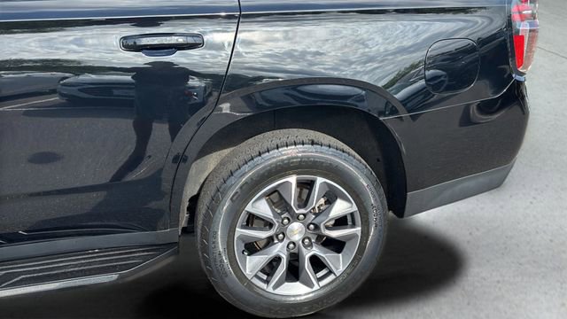 Used 2023 Chevrolet Tahoe LT w/ LT Signature Package image 17
