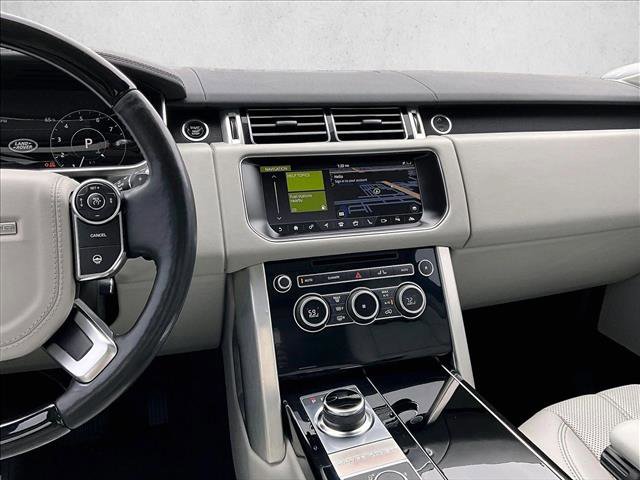 Used 2017 Land Rover Range Rover HSE image 8