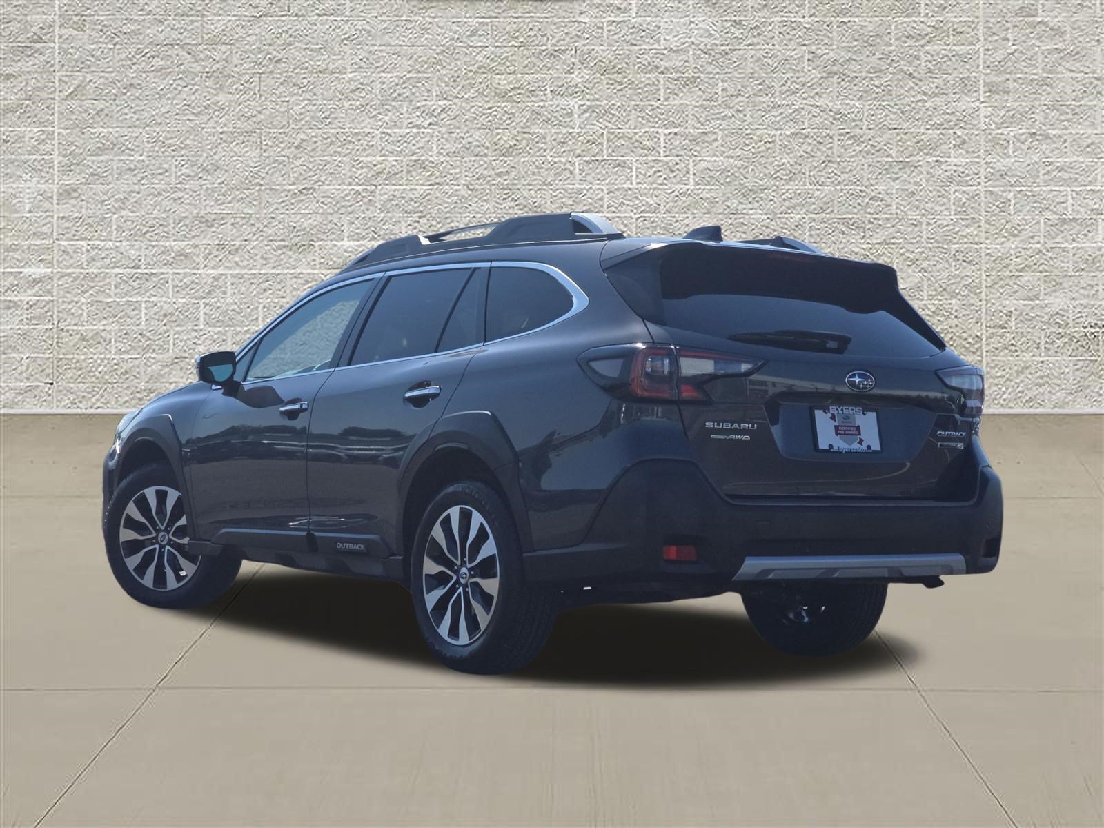 Certified 2023 Subaru Outback Touring XT AWD/4WD image 5