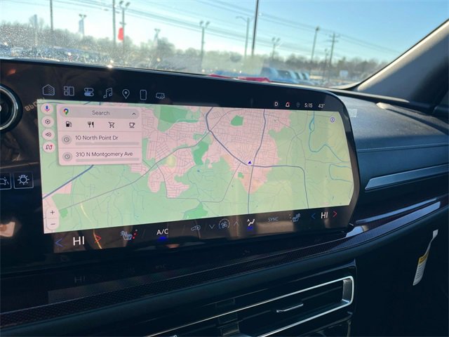 Used 2025 Chevrolet Traverse Z71 w/ Driver Confidence Package image 23