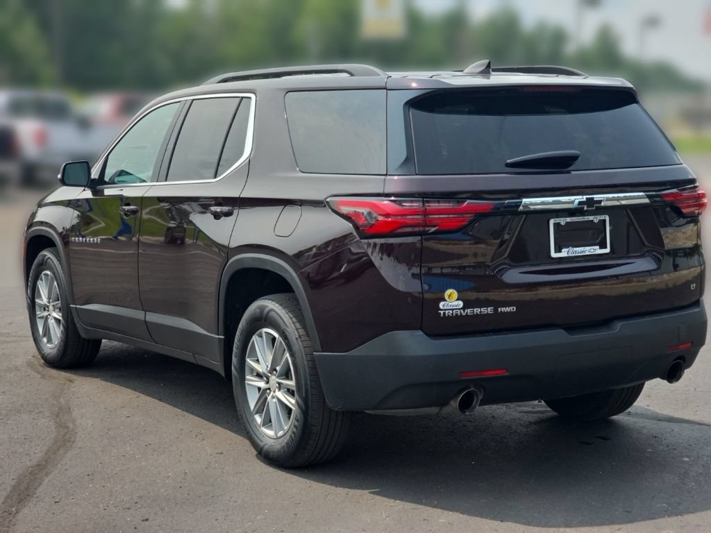 Used 2023 Chevrolet Traverse LT w/ LPO, Floor Liner Package AWD/4WD image 5