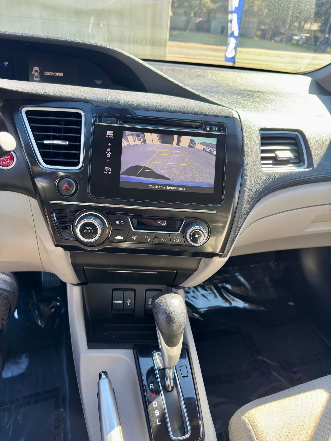 Used 2015 Honda Civic Hybrid Sedan image 9