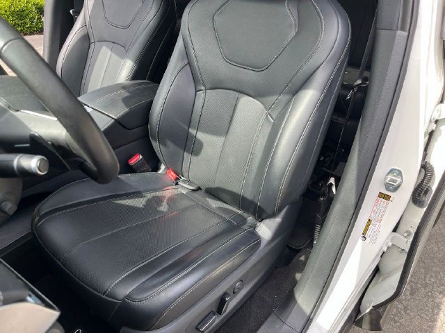 Used 2023 INFINITI QX60 Luxe w/ Performance Audio Package AWD/4WD image 37