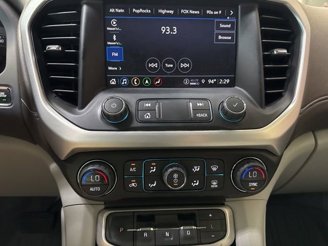 Used 2023 GMC Acadia SLT w/ Preferred Package AWD/4WD image 9