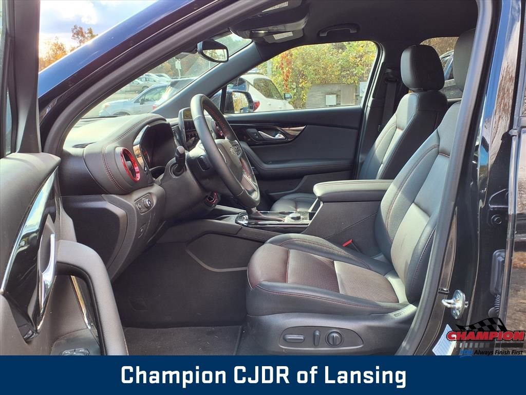 Used 2025 Chevrolet Blazer RS image 23