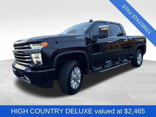 Used 2022 Chevrolet Silverado 3500 High Country w/ Z71 Off-Road Package image 3