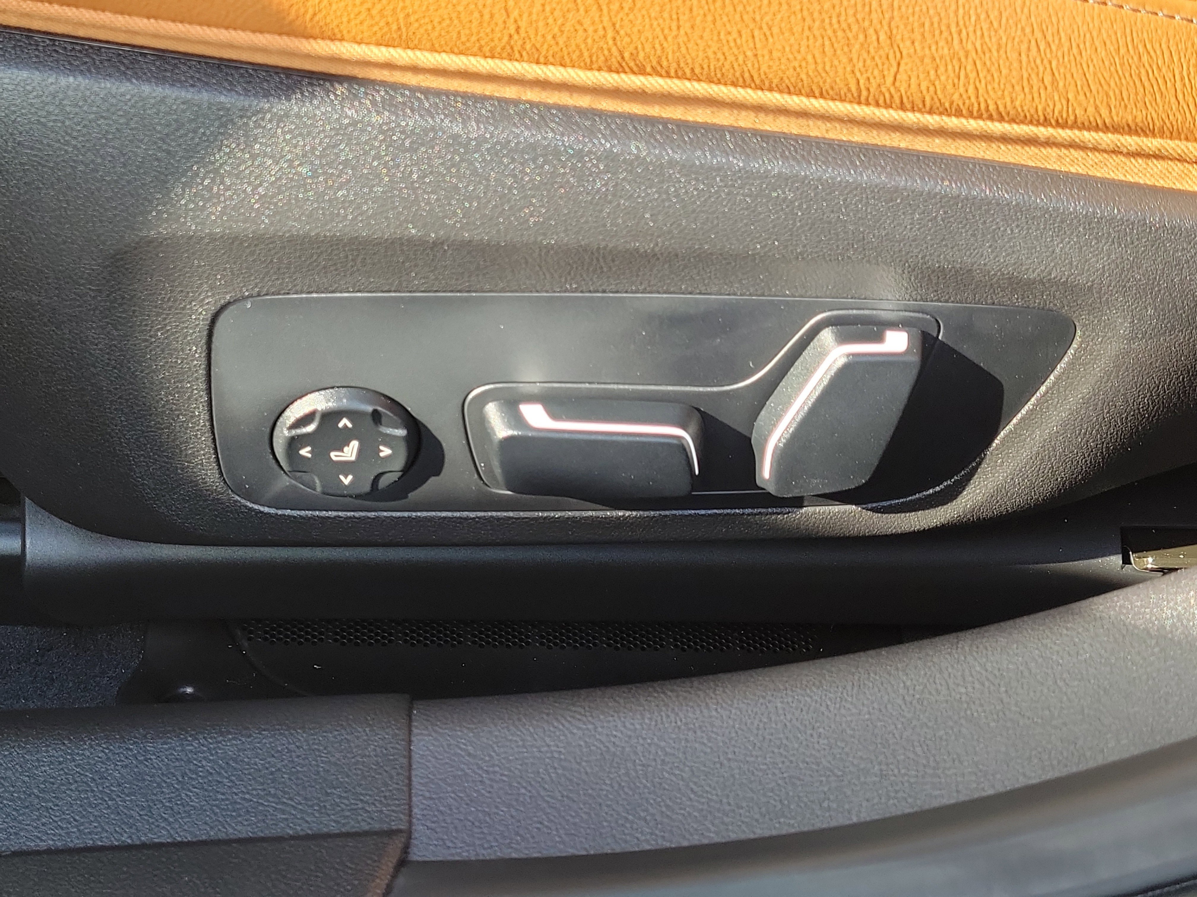 Used 2025 BMW 330i Sedan RWD image 20