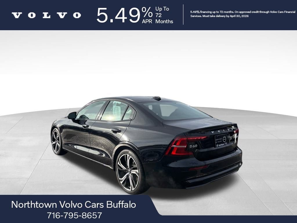 Certified 2025 Volvo S60 B5 Plus image 3