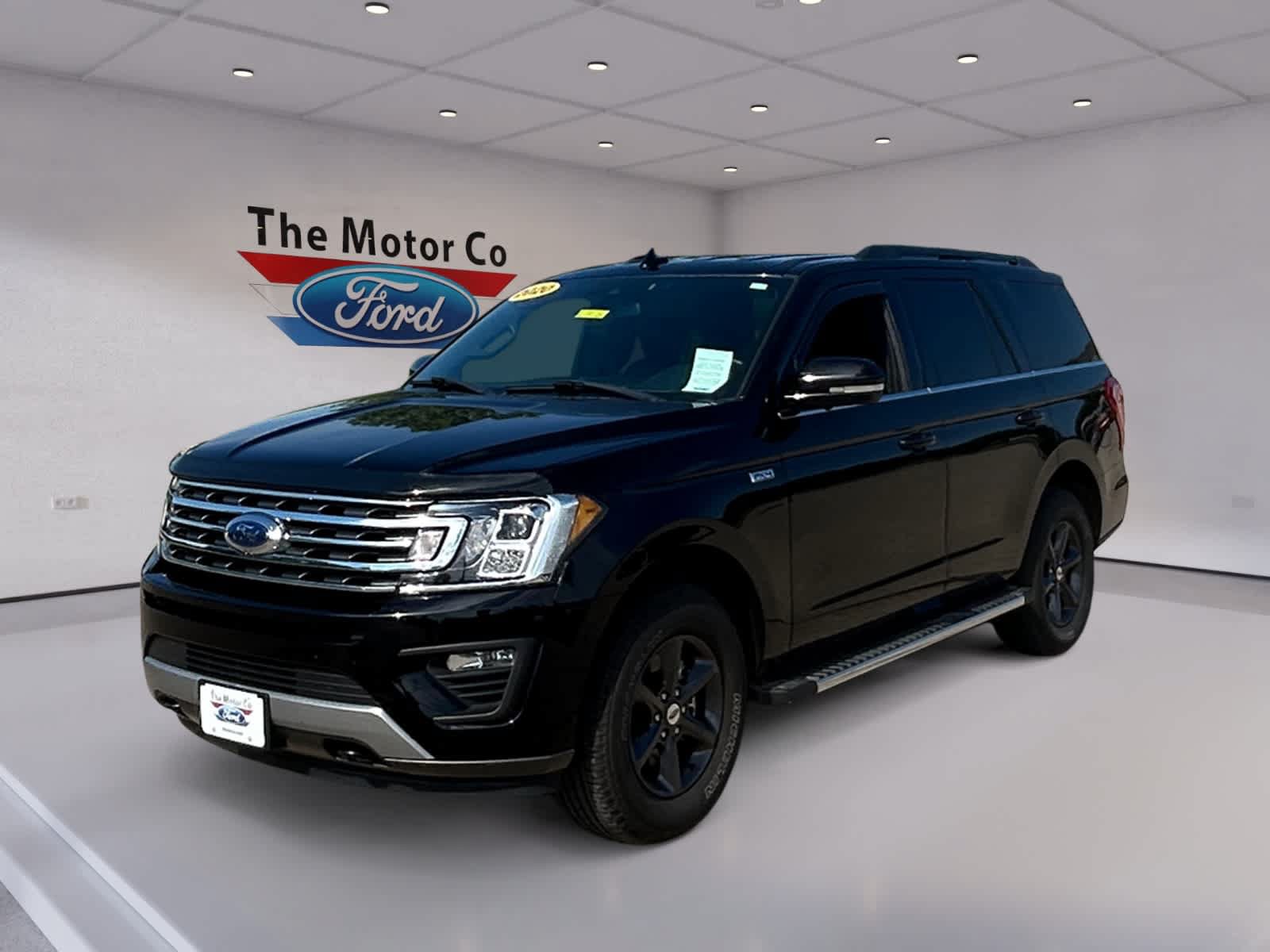 Used 2020 Ford Expedition XLT w/ Equipment Group 202A AWD/4WD image 1