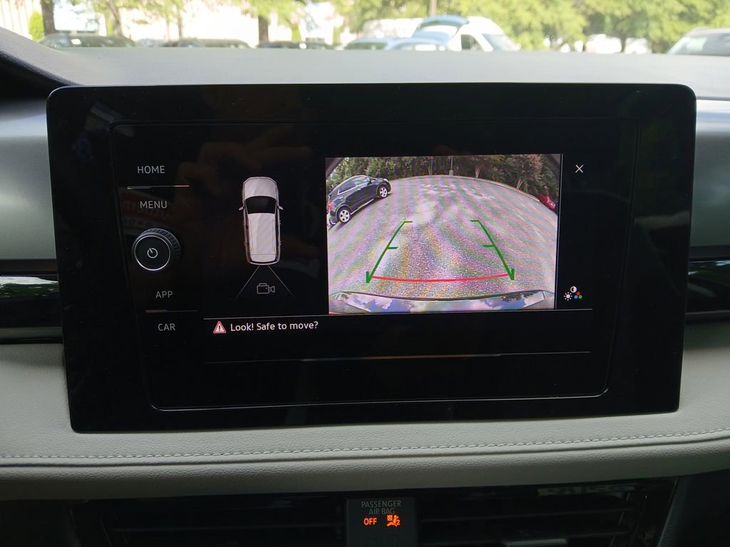 New 2025 Volkswagen Taos S image 19