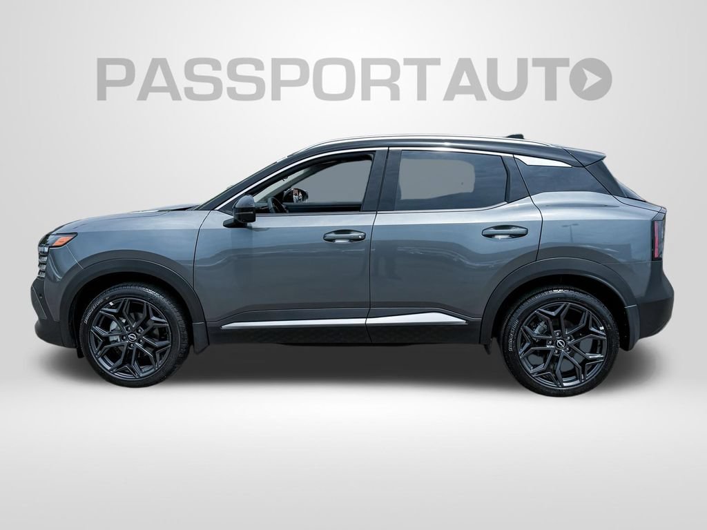 Certified 2025 Nissan Kicks SR w/ SR Premium Package AWD/4WD image 11