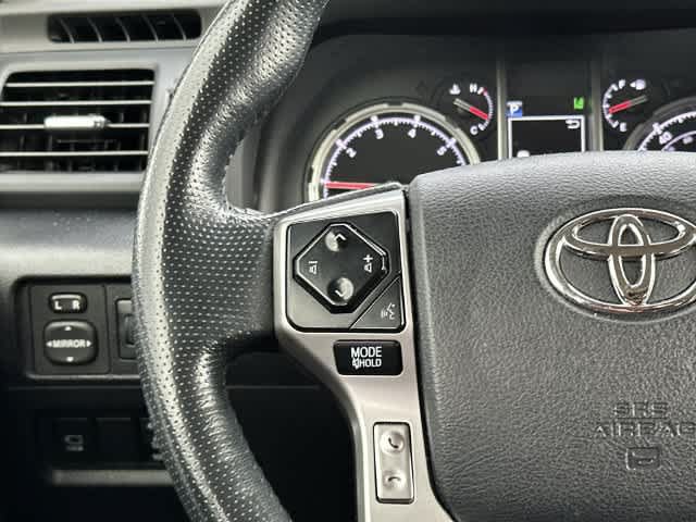 Used 2023 Toyota 4Runner Limited AWD/4WD image 9
