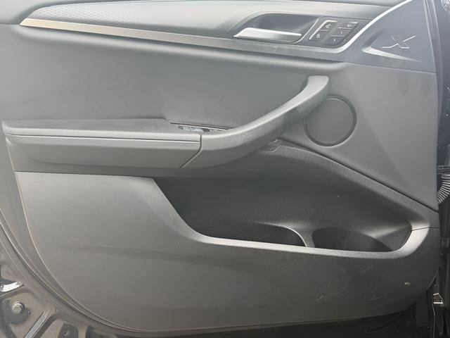 Used 2022 BMW X3 xDrive30i w/ M Sport Package image 14