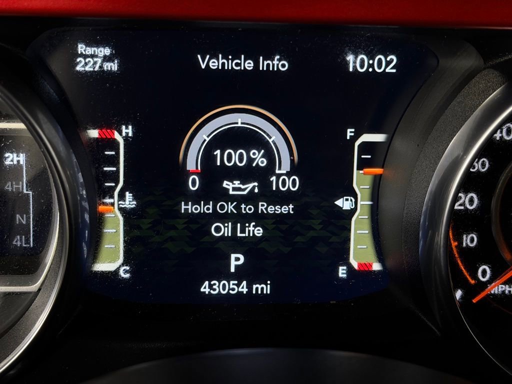 Certified 2023 Jeep Gladiator Rubicon w/ Cold Weather Group image 19