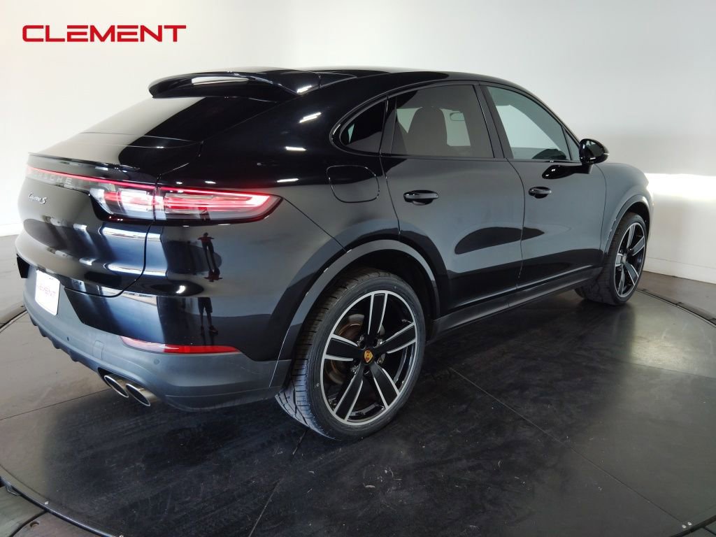 Used 2022 Porsche Cayenne S image 5