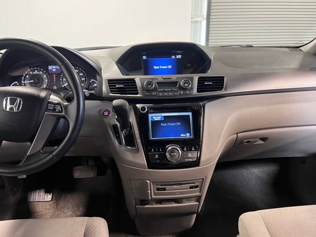 Used 2017 Honda Odyssey SE image 18