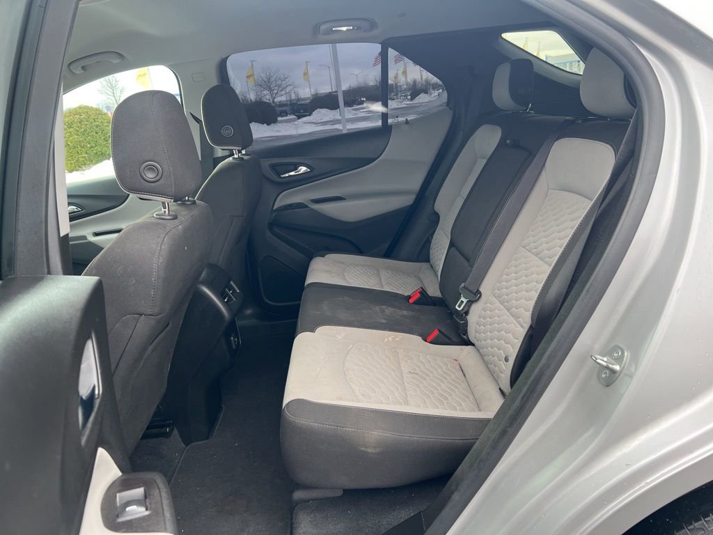 Used 2020 Chevrolet Equinox LS w/ LS Convenience Package image 23