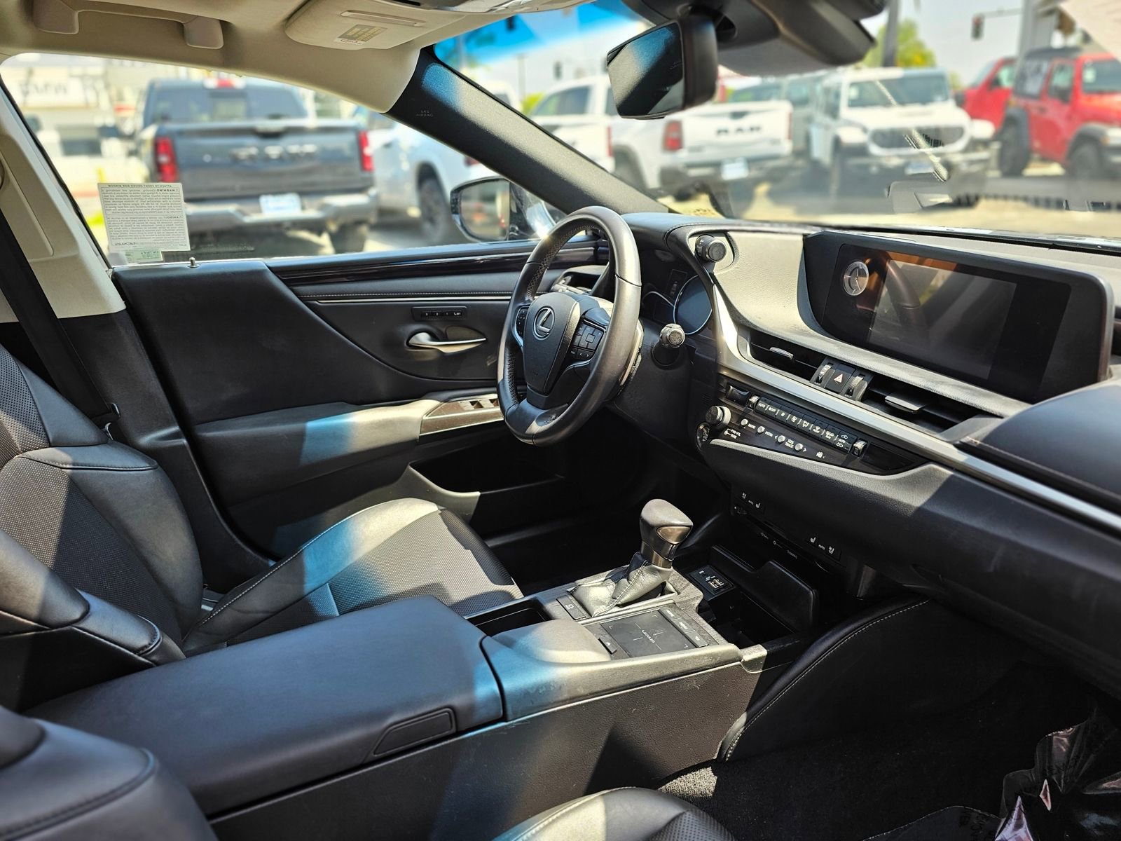 Used 2019 Lexus ES 350 w/ Premium Package FWD image 26