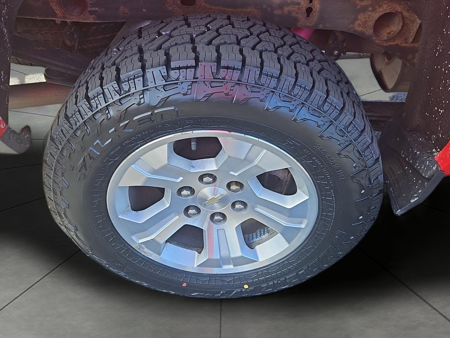 Used 2018 Chevrolet Silverado 1500 LT w/ All Star Edition AWD/4WD image 10