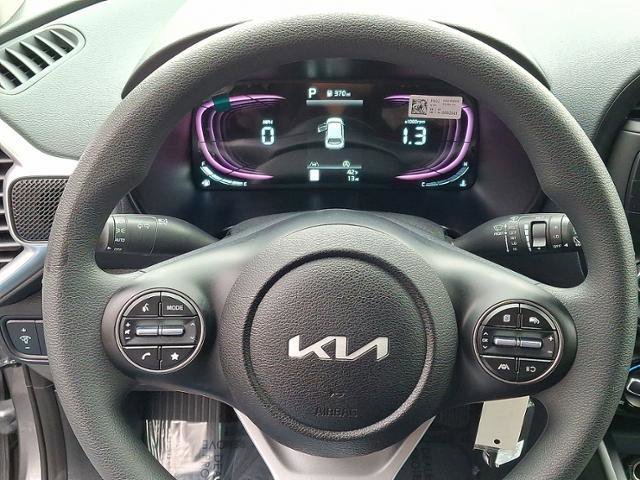 New 2025 Kia Soul LX image 9