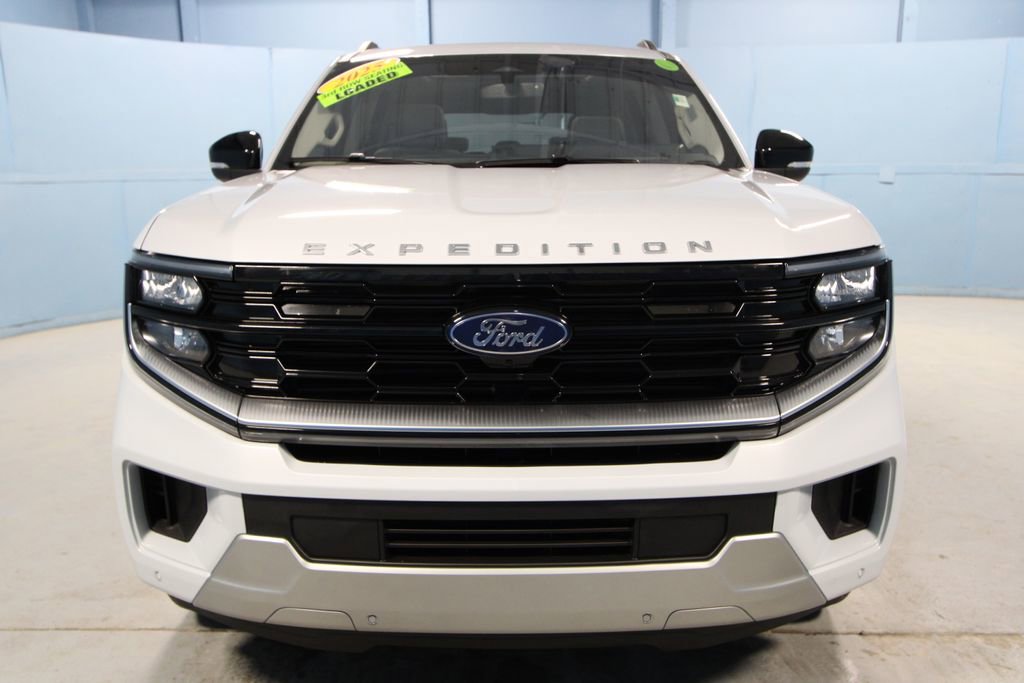 Used 2025 Ford Expedition Platinum w/ Platinum Ultimate Package image 35