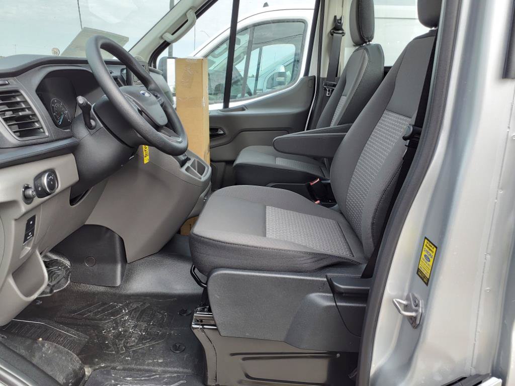 Used 2024 Ford Transit 350 RWD image 8