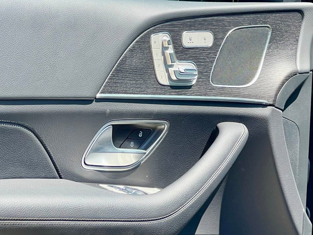 Certified 2026 Mercedes-Benz GLE 350 4MATIC image 32