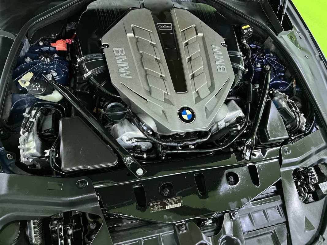 Used 2016 BMW 650i Convertible image 30