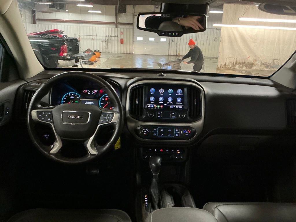 Certified 2022 GMC Canyon Denali image 17