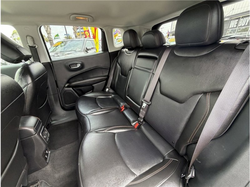 Used 2020 Jeep Compass Limited FWD image 22