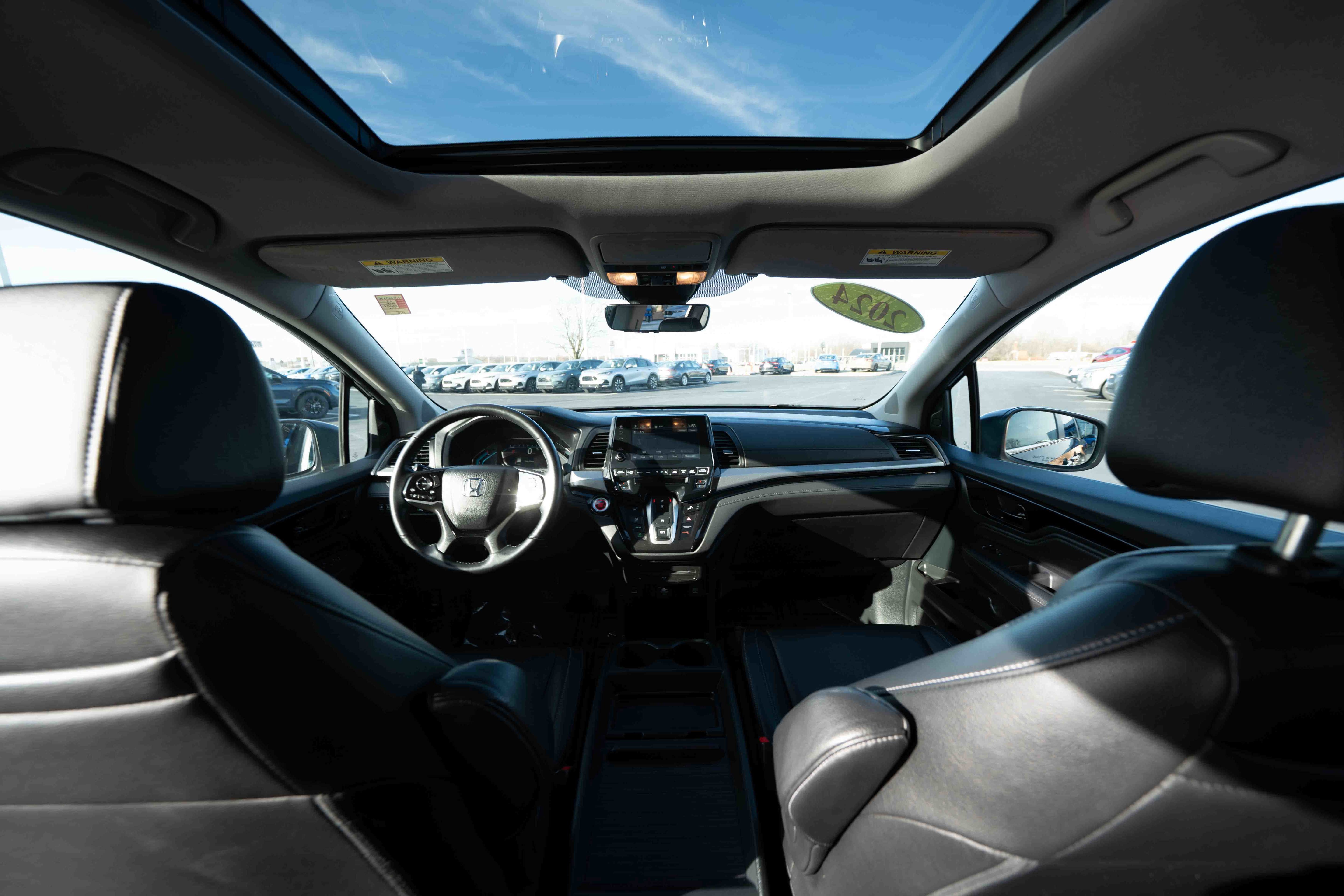 Certified 2024 Honda Odyssey Touring image 19