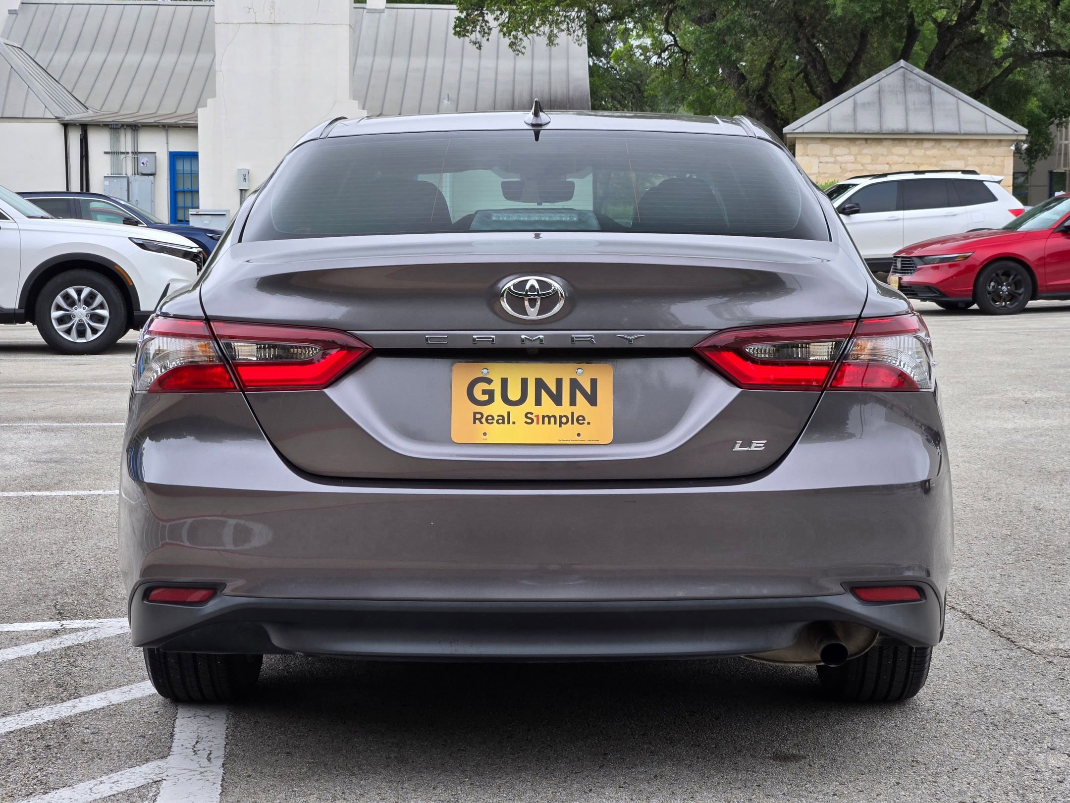 Used 2023 Toyota Camry LE FWD image 4