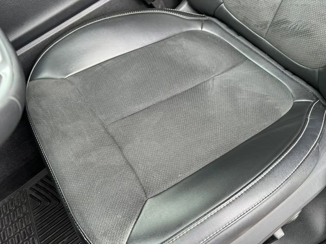 Used 2024 Jeep Grand Cherokee Altitude image 12