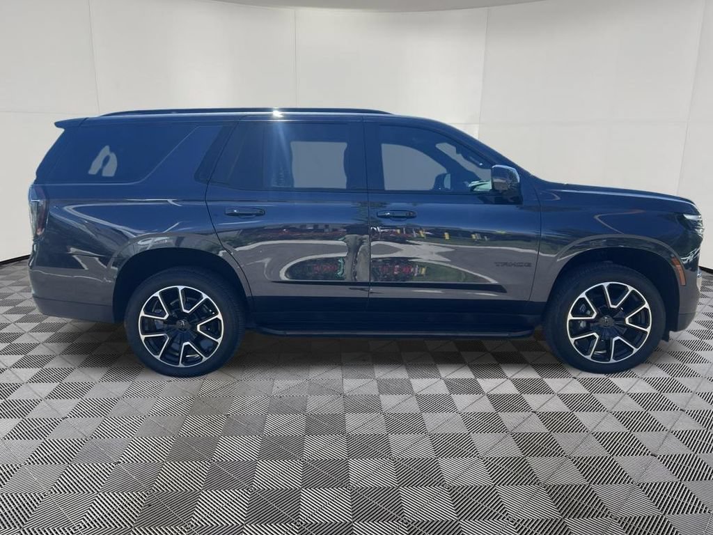 Used 2025 Chevrolet Tahoe RST w/ Comfort Package AWD/4WD image 10