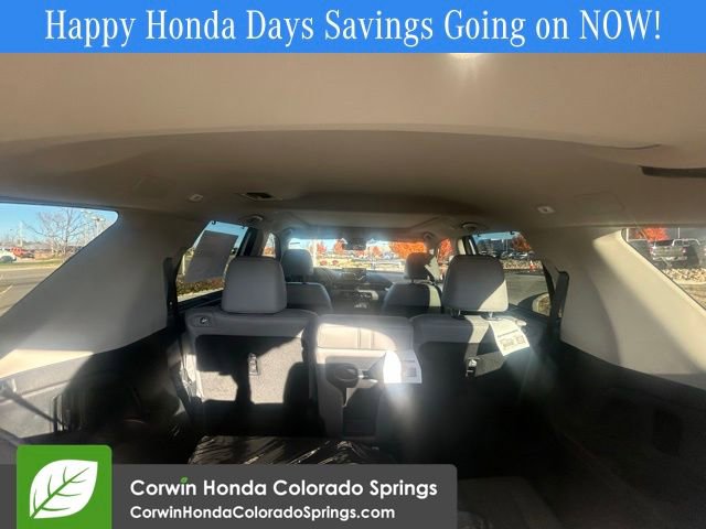 New 2025 Honda Pilot Touring image 24