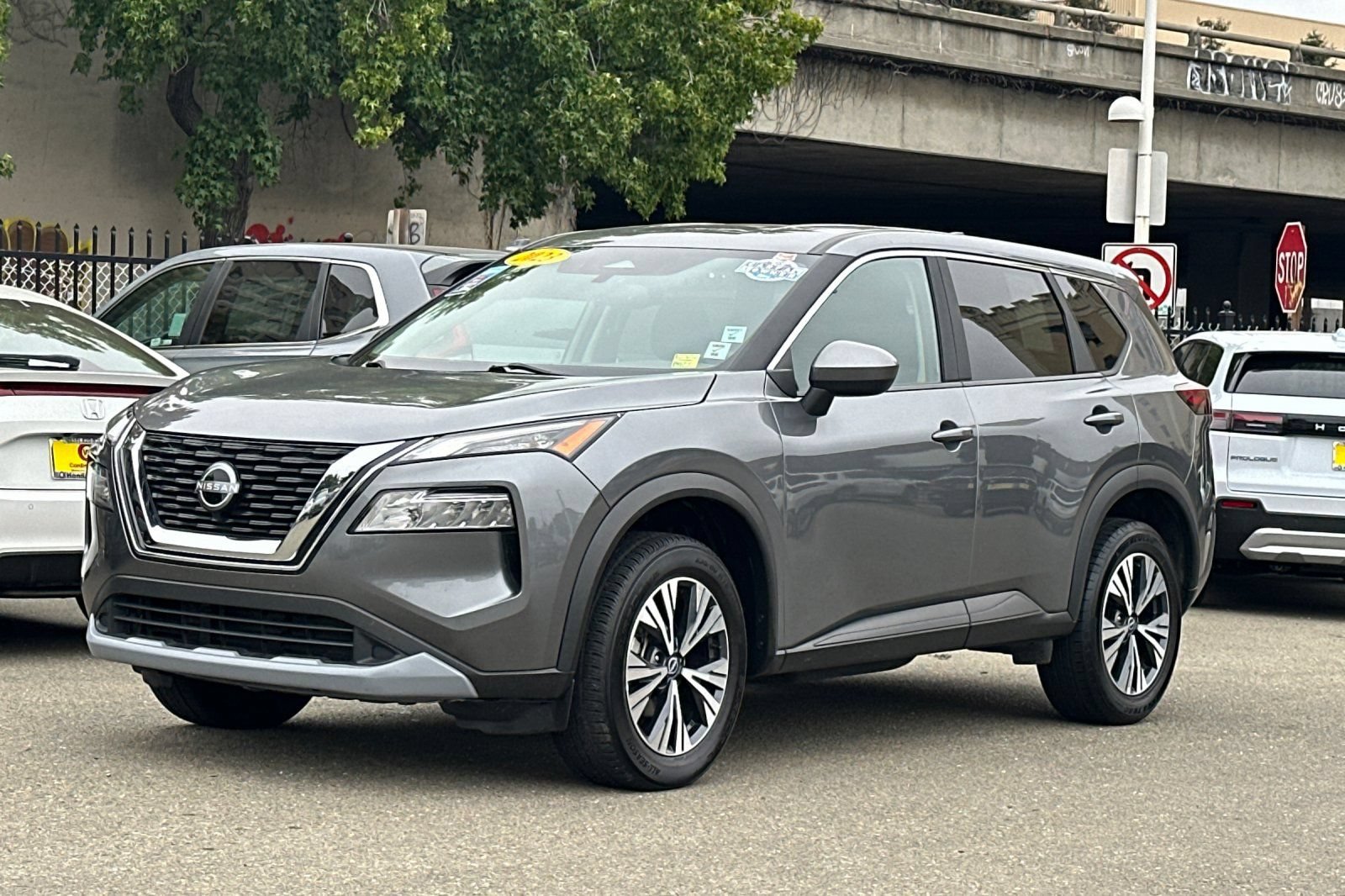 Used 2023 Nissan Rogue SV AWD/4WD image 10