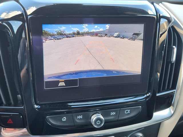 Used 2023 Chevrolet Traverse LT FWD image 18