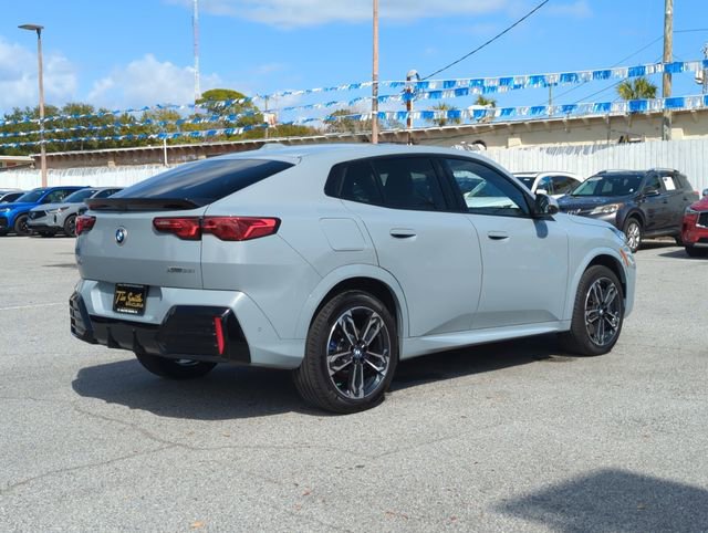 Used 2025 BMW X2 xDrive28i image 4