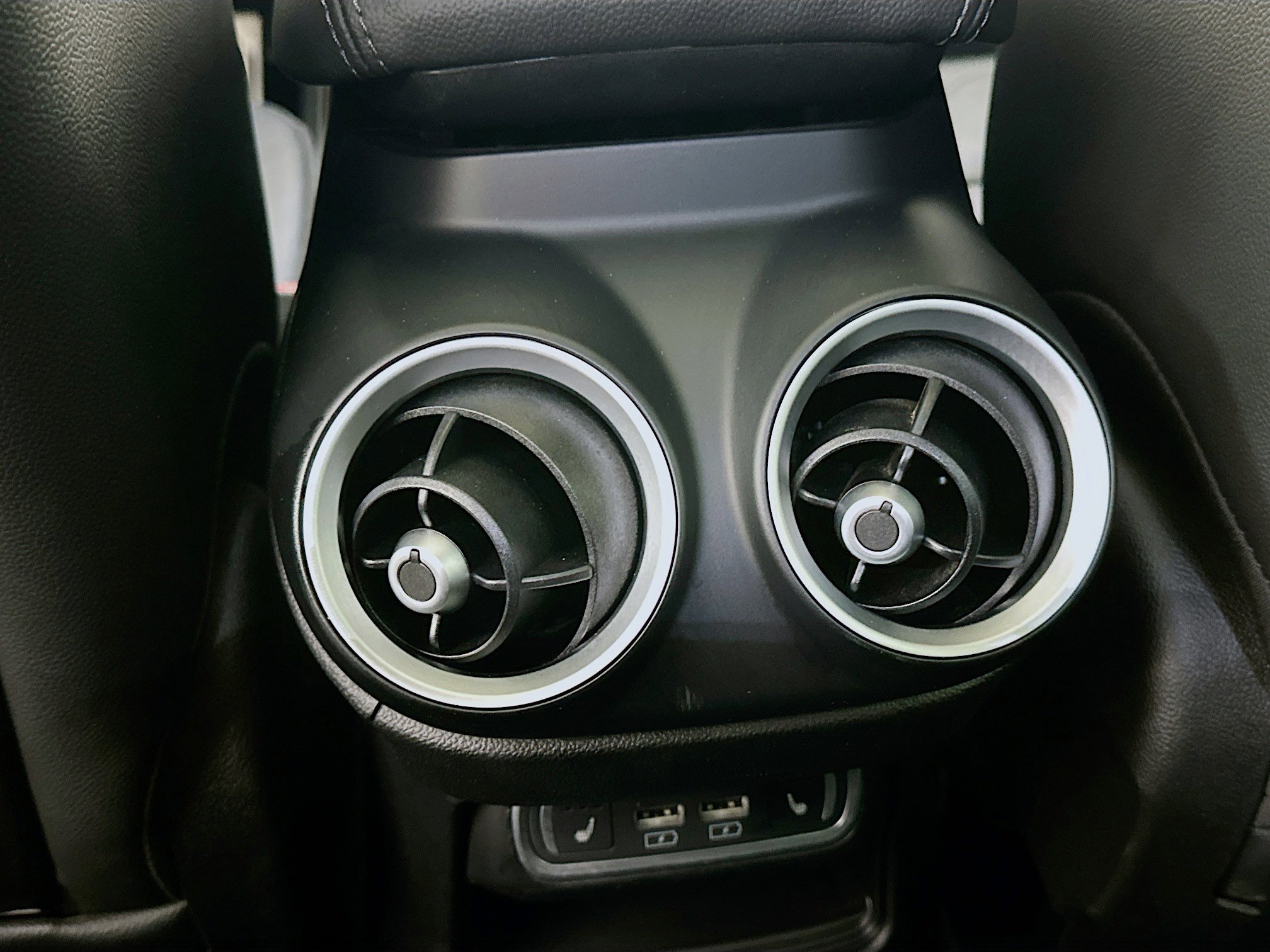 Used 2022 Alfa Romeo Stelvio Ti image 29