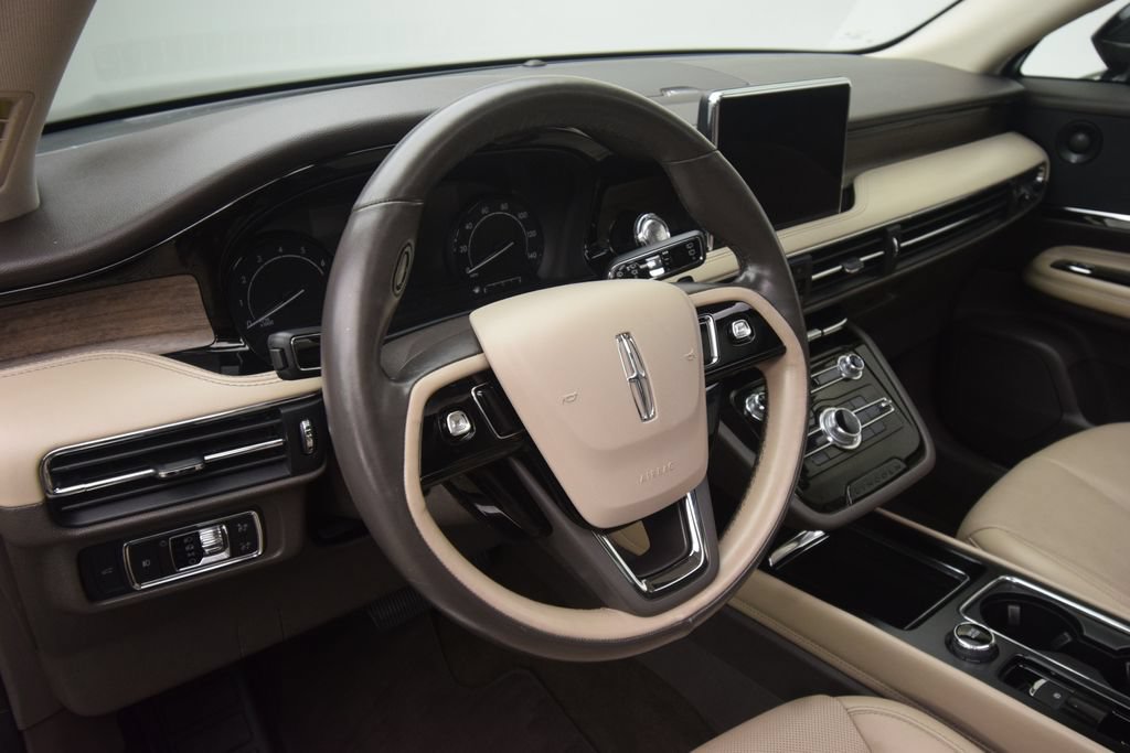 Used 2020 Lincoln Corsair Reserve w/ Appearance Package AWD/4WD image 9
