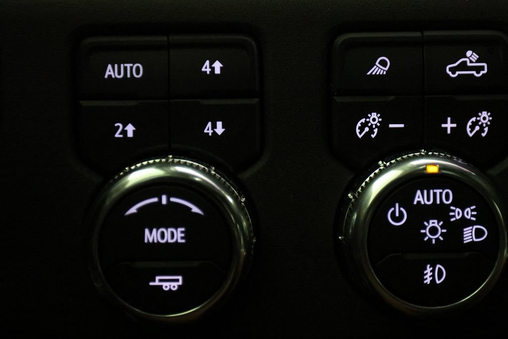Used 2024 GMC Sierra 1500 Elevation w/ Elevation Premium Package AWD/4WD image 25