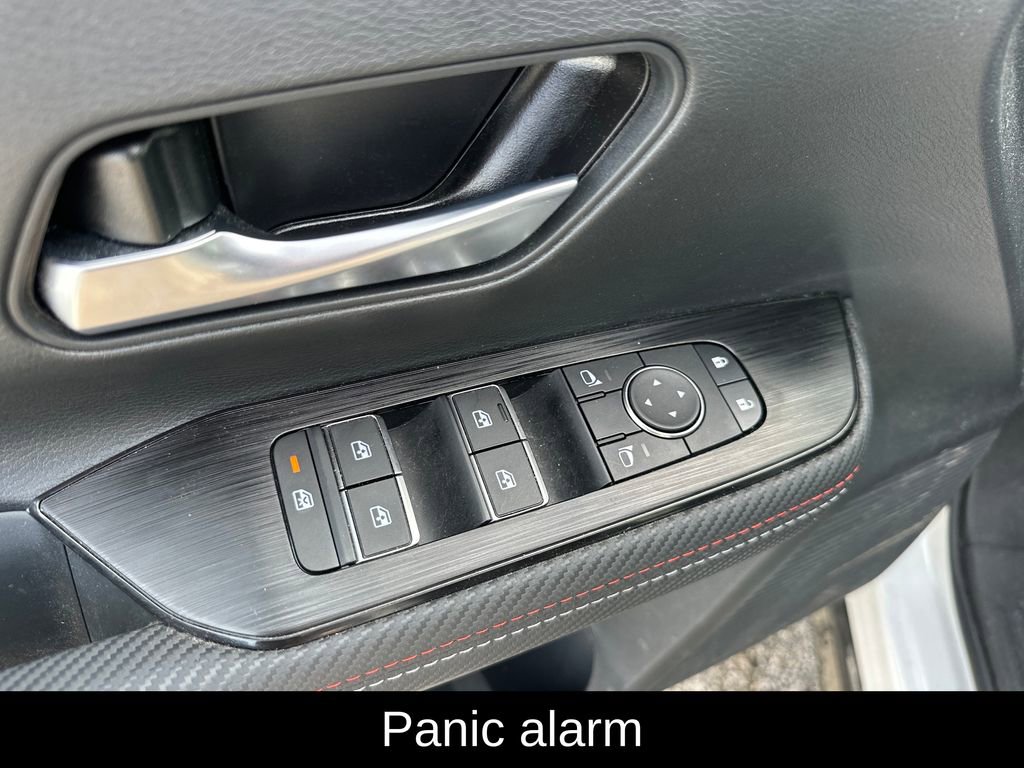 Used 2026 Nissan Kicks SR w/ Cold Weather Package FWD image 15