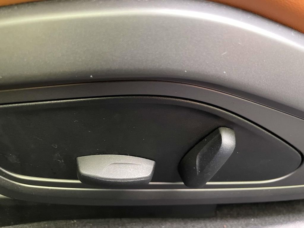 Certified 2024 Porsche 911 Carrera 4S AWD/4WD image 17