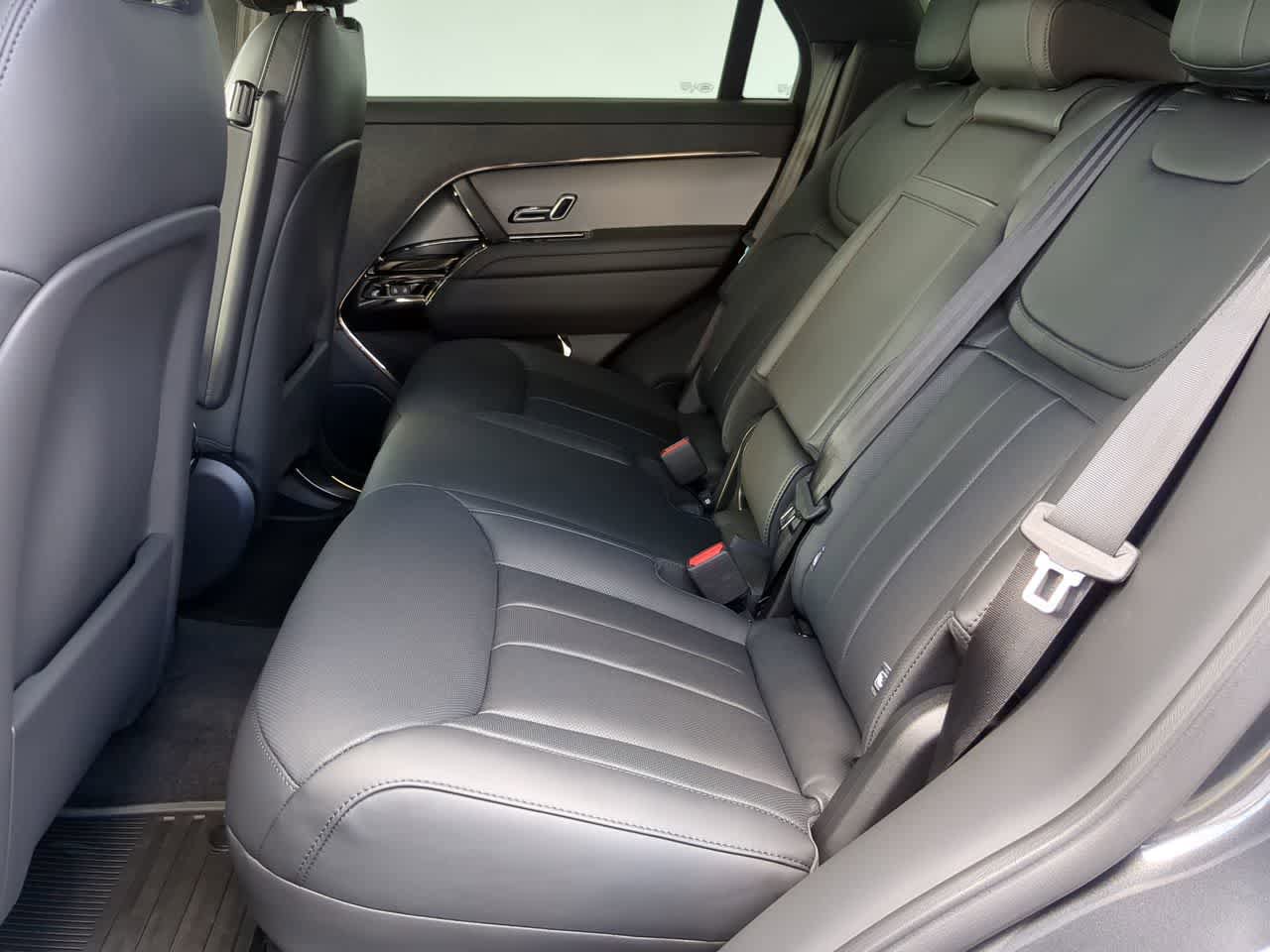 New 2025 Land Rover Range Rover Sport Dynamic SE AWD/4WD image 21