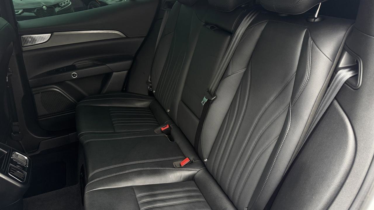 Used 2023 Maserati Grecale GT AWD/4WD image 34